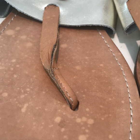 Michael Tan/ Silver Leather Thong Sandals - Picture 2 of 7